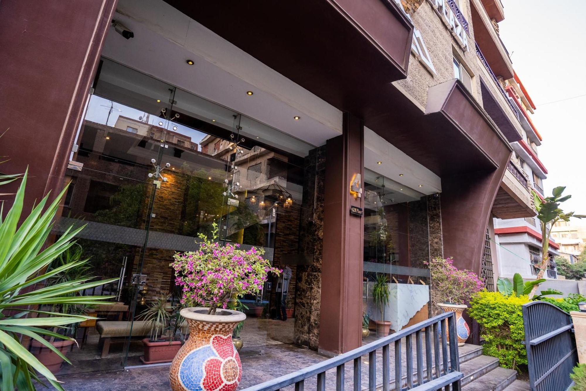 Pyramids Gem Plaza Hotel Kafret el-Gabal Exterior photo