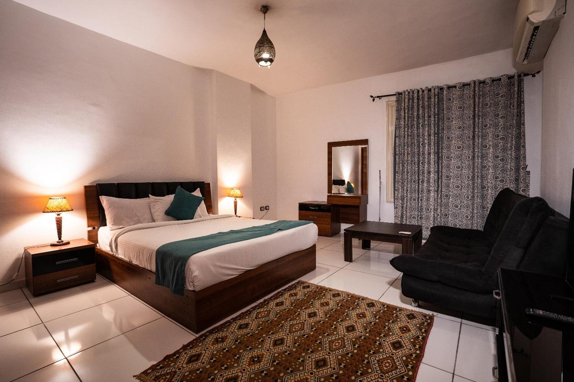 Pyramids Gem Plaza Hotel Kafret el-Gabal Exterior photo