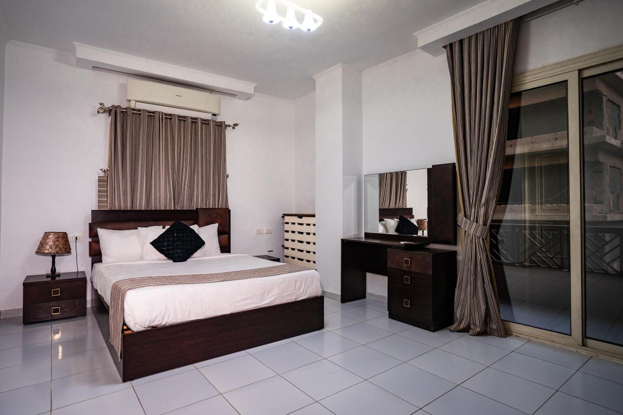 Pyramids Gem Plaza Hotel Kafret el-Gabal Exterior photo