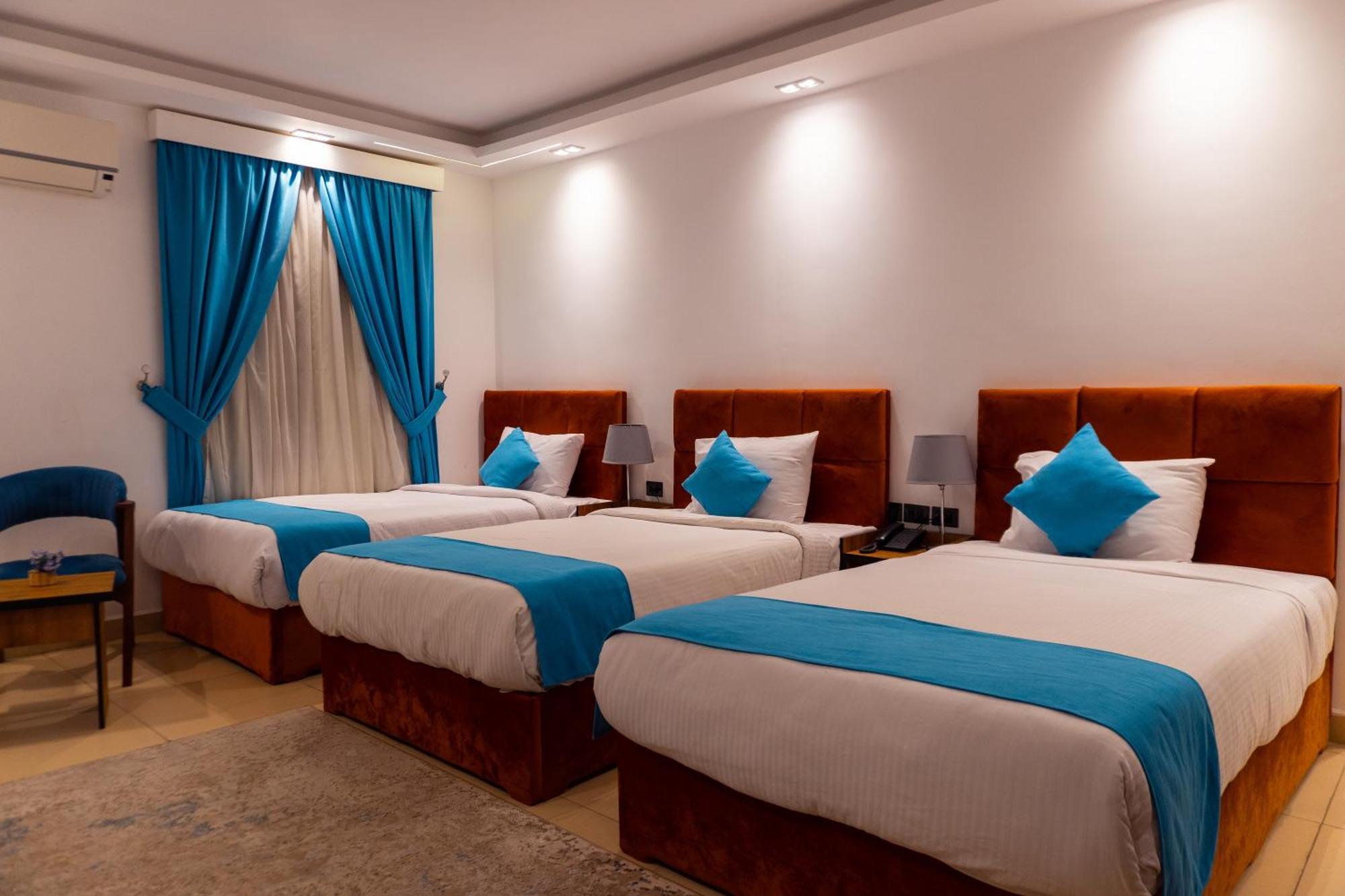 Pyramids Gem Plaza Hotel Kafret el-Gabal Exterior photo